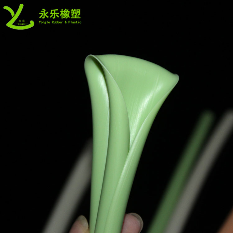 硅膠吸管，擠出異形硅膠吸管，食品級硅膠吸管